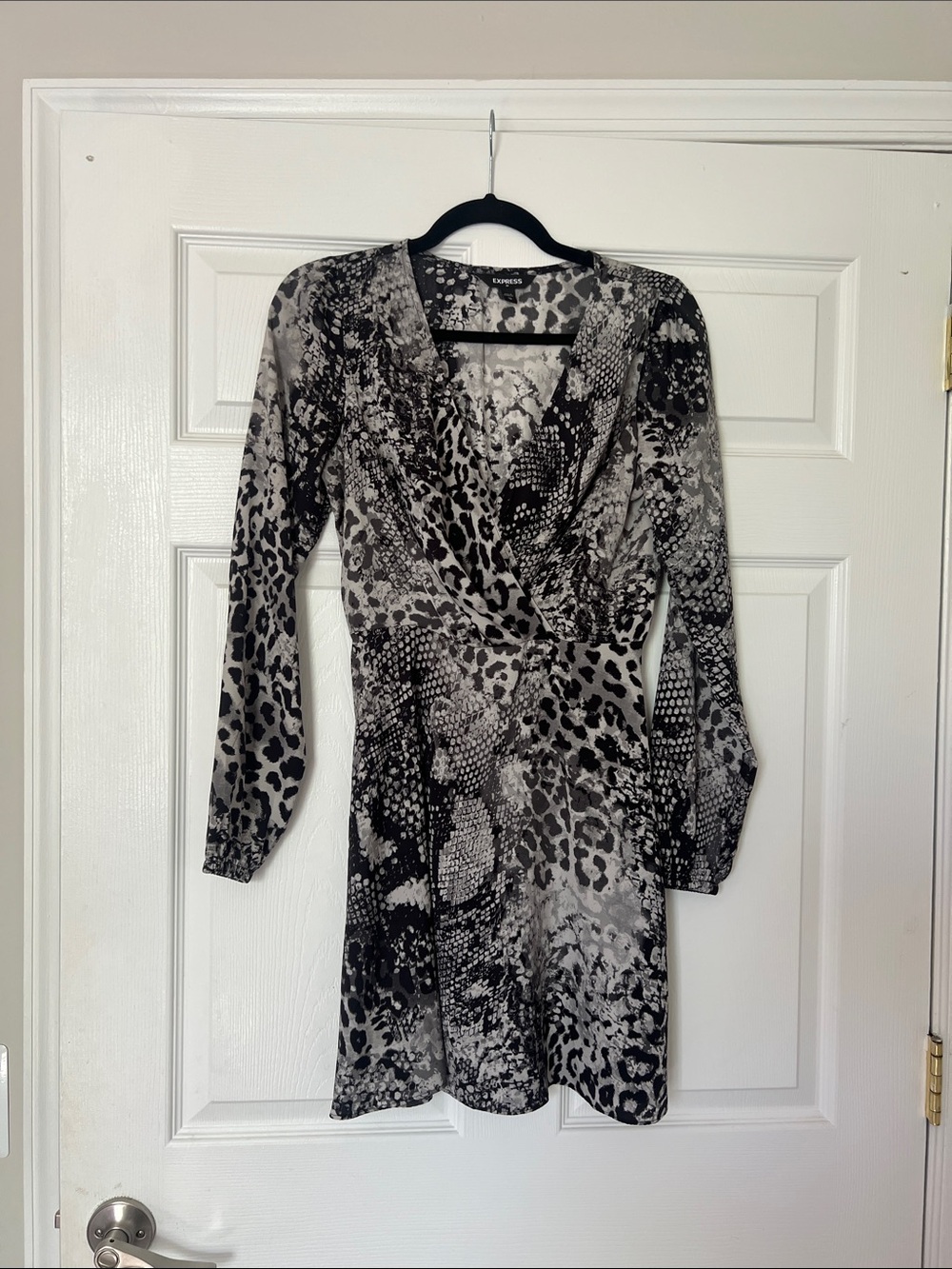 Express Black & Gray Mixed Animal Print Long Sleeve Wrap Dress